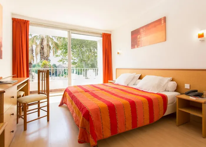 Hotel Le Domaine Du Mas Blanc By Popinns